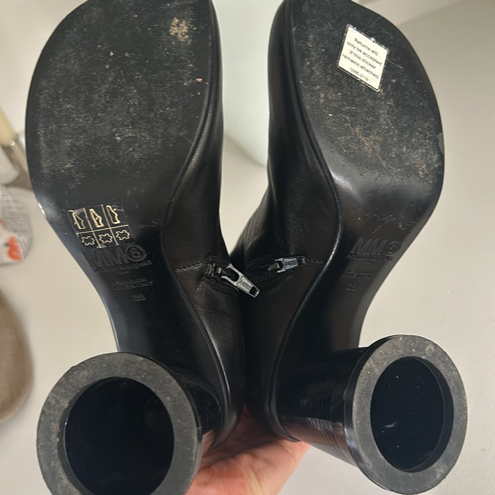 Maison Martin Margiela Black Leather Ankle Boots - Picture 4 of 4
